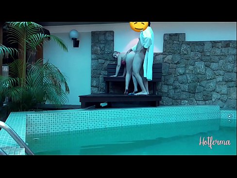 ❤️ Le patron invite la femme de chambre à la piscine, mais n'a pas pu résister à une chaude ❤❌ Porno dur at porn fr.hentai-for.ru ❌